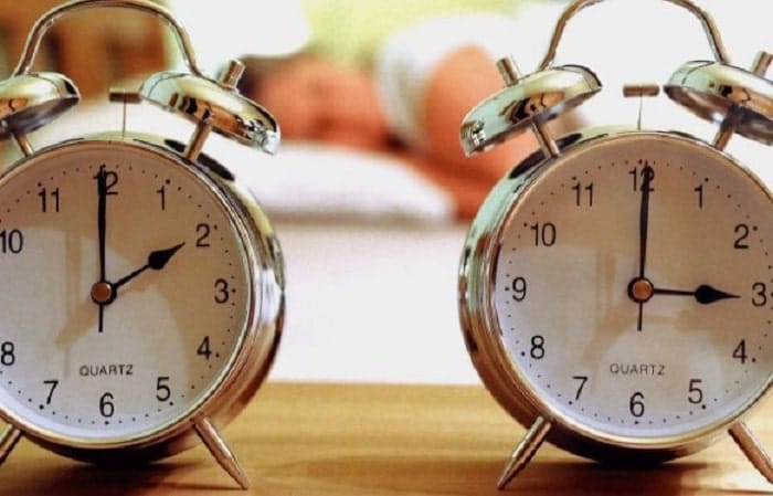 Tìm hiểu sự khác nhau giữa PST và PDT