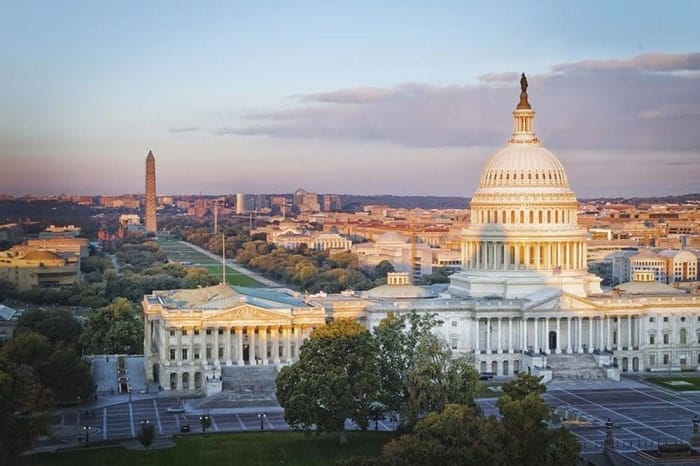 Washington DC sử dụng múi giờ Eastern Time Zone (ET)