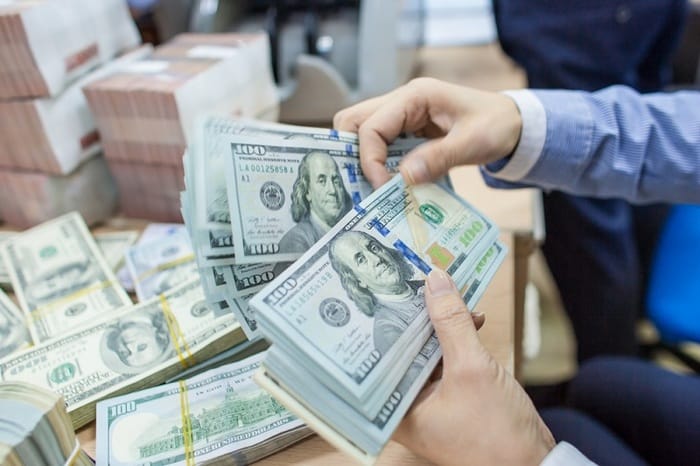 Làm thế nào để cập nhật tỷ giá USD/VND chính xác và nhanh chóng