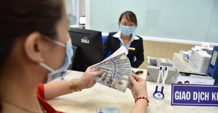 Gợi ý địa điểm đổi USD uy tín và an toàn