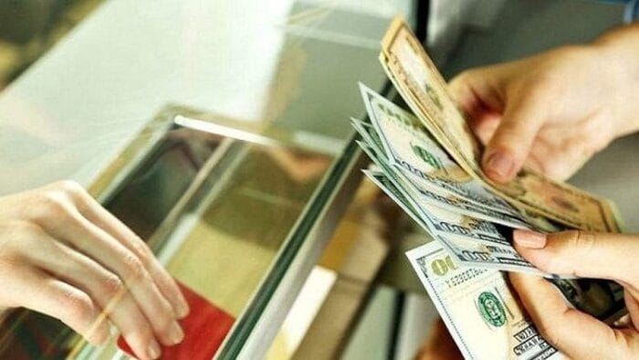 Đổi đô tại tiệm vàng