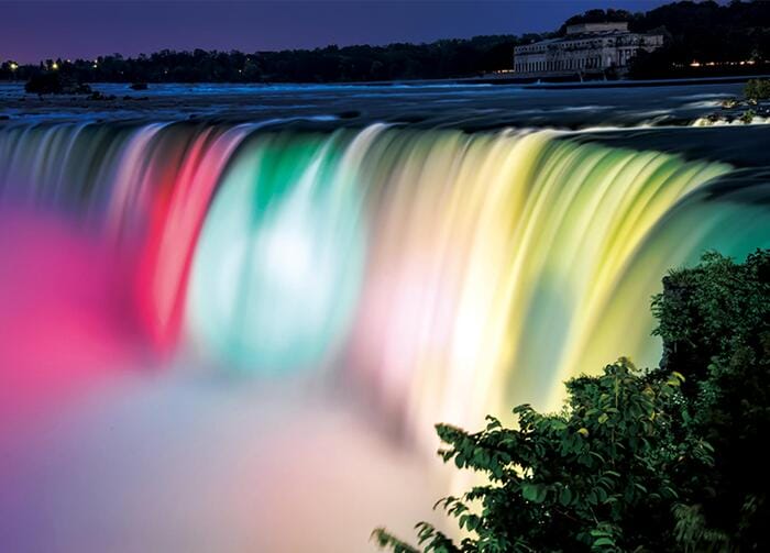  Tham quan về công trình kiệt tác ánh sáng tại thác Niagara